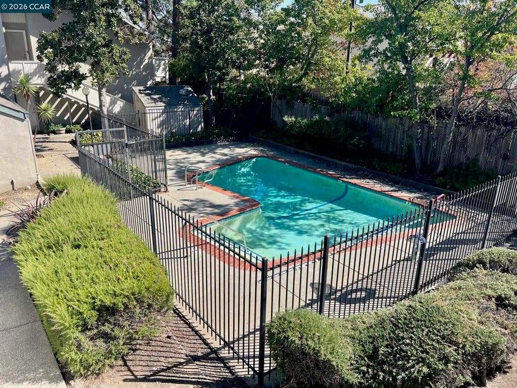 2426 Pleasant Hill Road 3