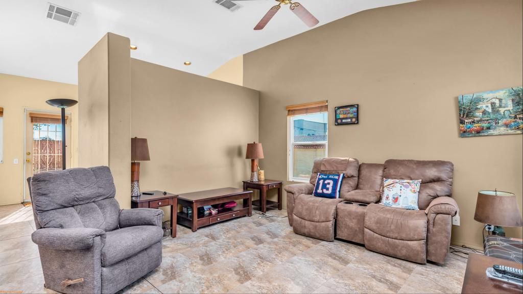 Photo of 31474 Via Ventana, Thousand Palms, CA 92276 (MLS # 219146561DA)