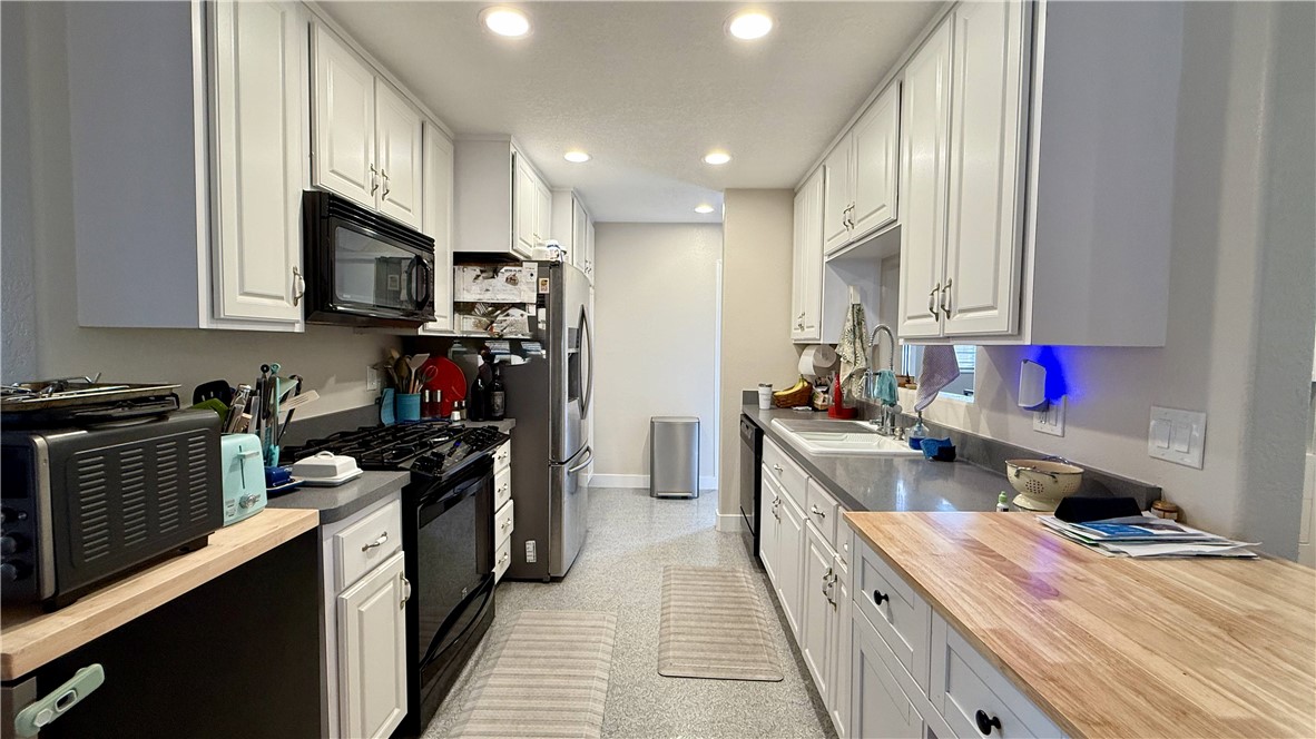 Stardust (Edwards/McFadden) (STAR) - Residential Lease