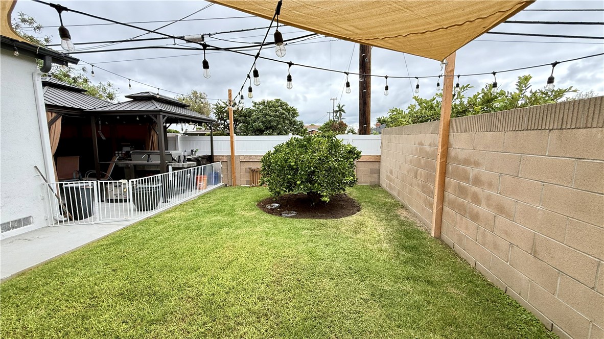 Stardust (Edwards/McFadden) (STAR) - Residential Lease