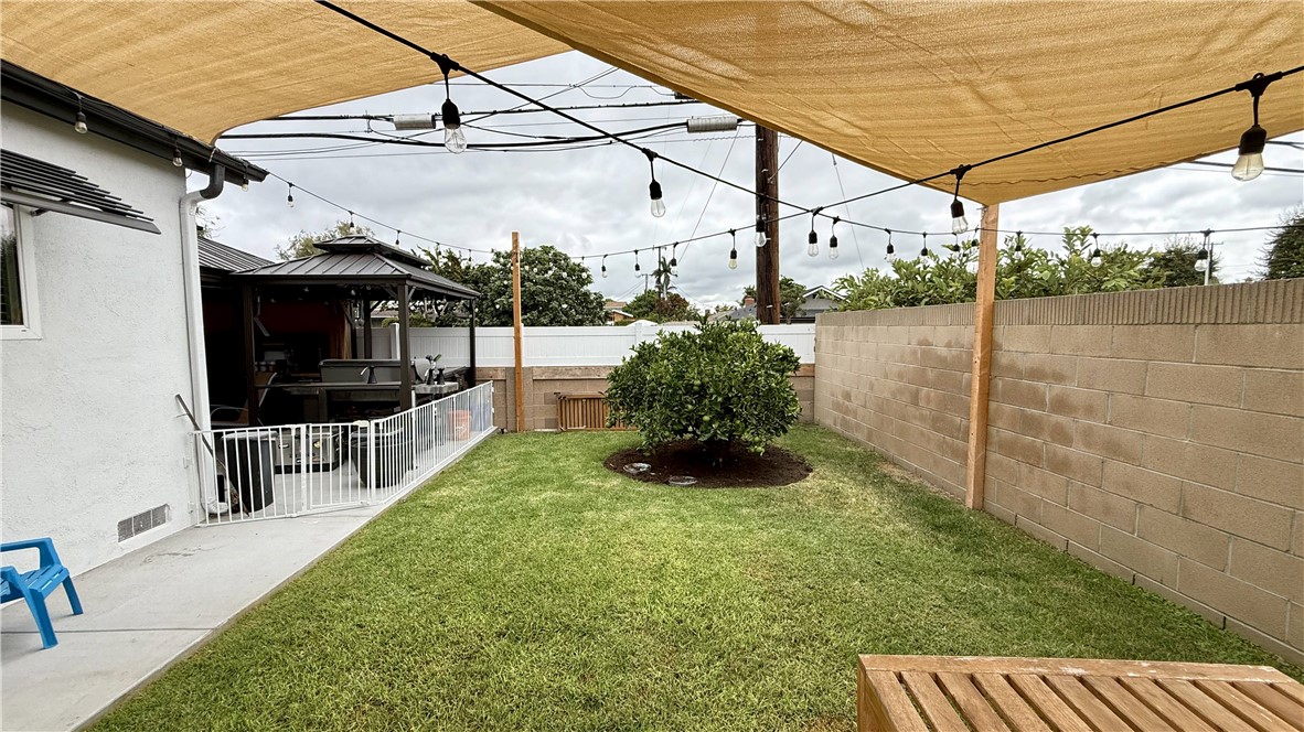 Stardust (Edwards/McFadden) (STAR) - Residential Lease