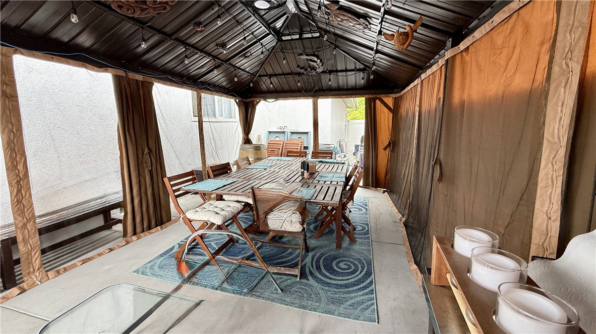 Stardust (Edwards/McFadden) (STAR) - Residential Lease