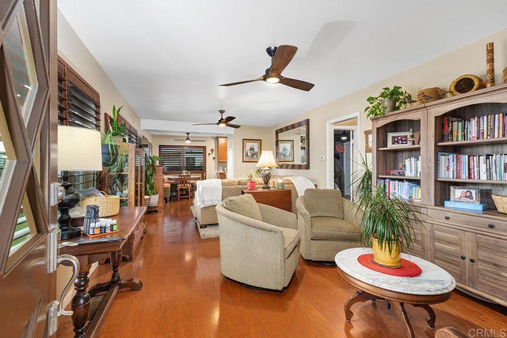 5238 Carlsbad Boulevard