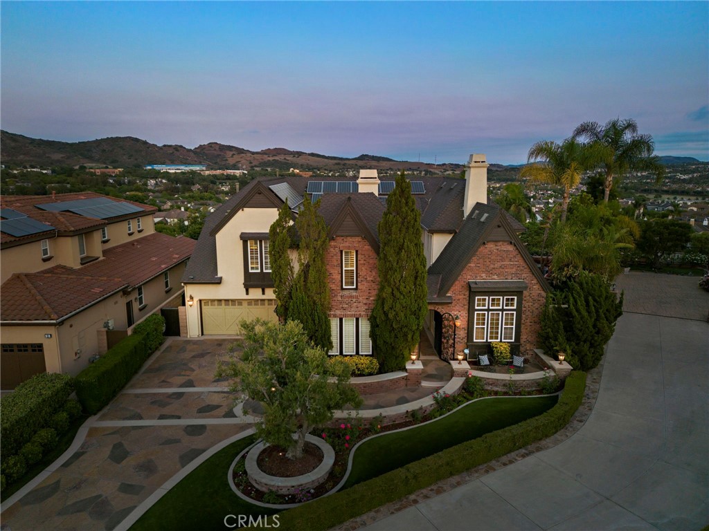 23 Merrill Hill