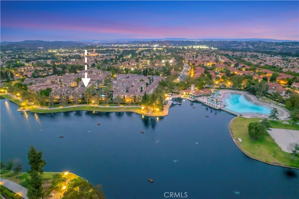 187 Montana Del Lago DR
