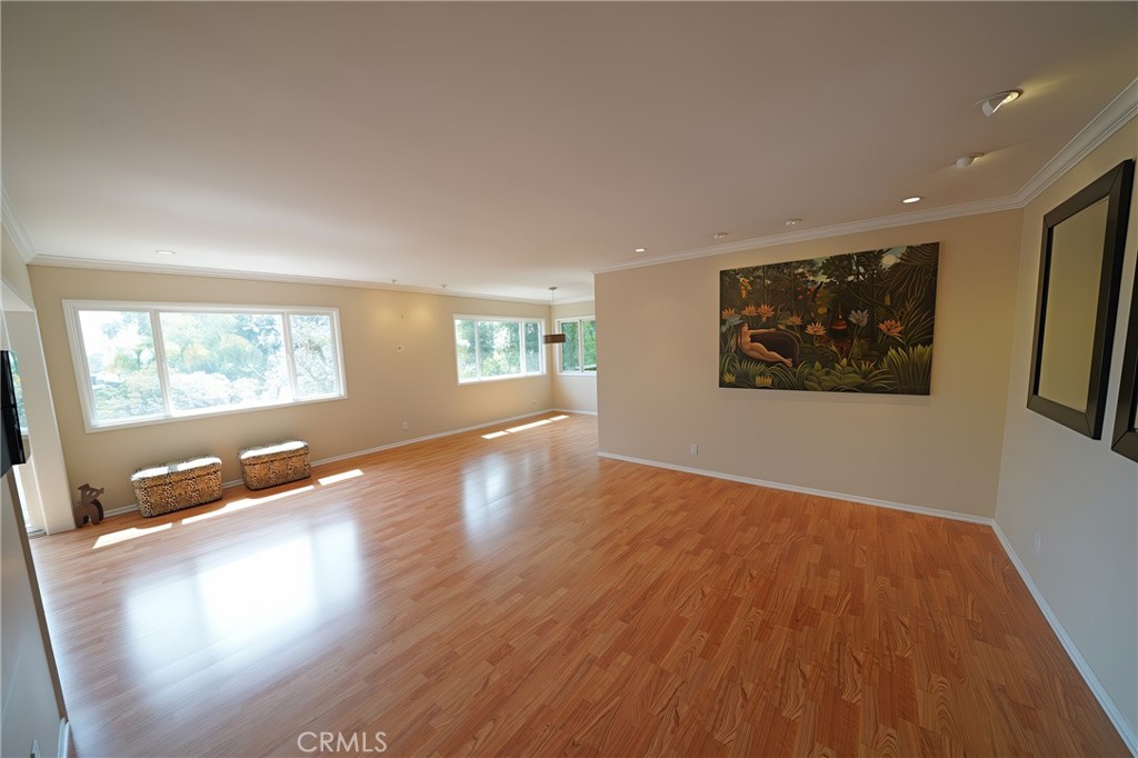 Penthouse-Style Top Floor Haven | 1525 N Hayworth Ave #304, West Hollywood
Elevate your everyday in this penthouse-feel residence crowning the top floor of a boutique West Hollywood building. Walls of glass draw in sweeping skyline and treetop views, instantly setting a chic, airy tone the moment you step inside.
Highlights
2 spacious bedrooms | 2 full baths positioned on opposite wings for ultimate privacy
Sun-drenched open living-and-dining room with floor-to-ceiling sliding doors—perfect for sunset cocktails
Kitchen ready for a bespoke upgrade: re-imagine with luxe finishes and capture instant equity
Wide-plank hardwood-style floors, central HVAC, generous closets, and smooth ceilings already in place
Secure, gated parking, controlled access lobby, elevator, and laundry in unit.
Location Perks
Nestled just north of Sunset Boulevard, you’re moments from renowned eateries, high-fashion boutiques, buzzing nightlife, and Runyon Canyon’s hiking trails—delivering all the glamour and convenience that define a true West Hollywood penthouse lifestyle.
Whether you’re seeking a lock-and-leave pied-à-terre or a stylish canvas for your dream renovation, #304 delivers the height of potential—literally and figuratively. Claim your view-filled perch today and live life at the top.