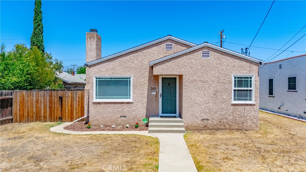 Don't miss the opportunity to make this charming 2-bedroom, 1-bath home yours. Complete with a fully permitted 1-bedroom, 1-bath ADU! The main home features numerous renovations, the home includes dual-pane windows, central air conditioning, and forced-air heating. Rich wood flooring adds warmth and timeless appeal. Additional highlights include convenient alley access to parking and a prime location just a 10-minute walk from downtown Covina.