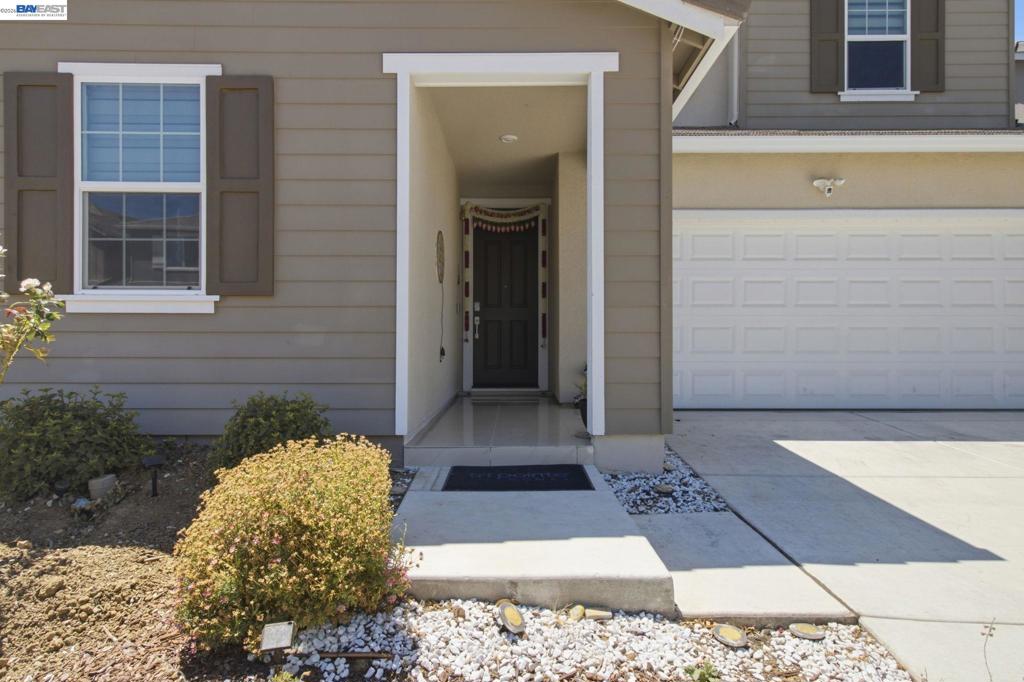 5444 Hames Valley Ln