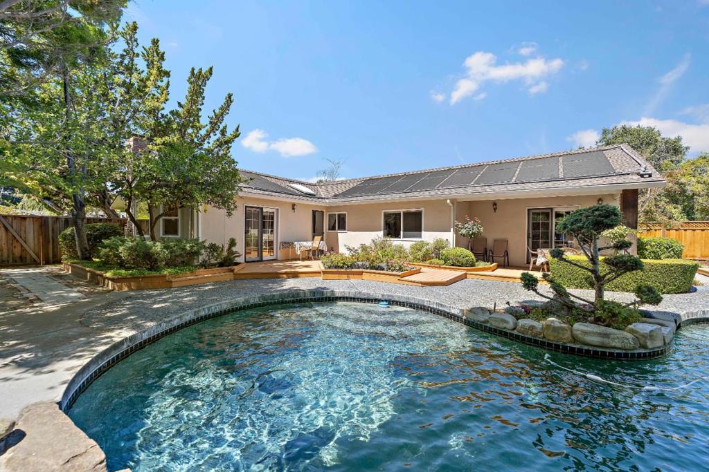861 Riverside Drive