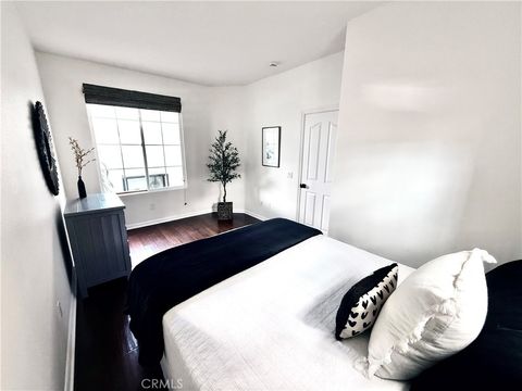 Tiny photo for 32 Marisol, Newport Coast, CA 92657 (MLS # OC25262149)