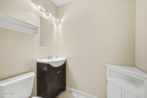 Tiny photo for 1805 E Avenida De Las Flores, Thousand Oaks, CA 91362 (MLS # 226004128)
