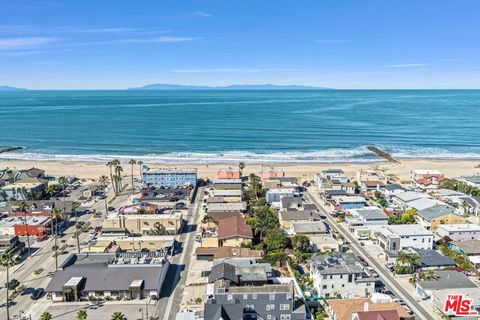 Photo of 1083 Montauk Lane #2, Ventura, CA 93001 (MLS # 26804325)