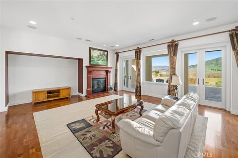 Tiny photo for 440 Slender Rock Place Pl, San Luis Obispo, CA 93405 (MLS # SC26005564)