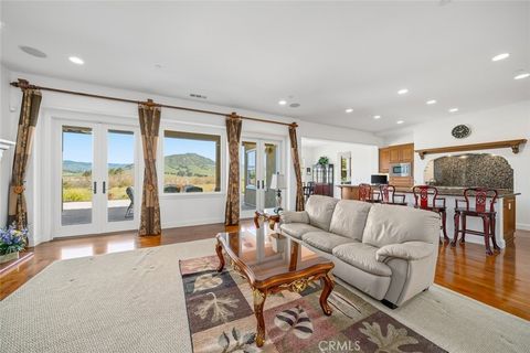 Tiny photo for 440 Slender Rock Place Pl, San Luis Obispo, CA 93405 (MLS # SC26005564)