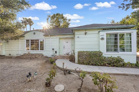 Photo of 645 Woodbury RD, Glendale, CA 91206 (MLS # SR26125830)