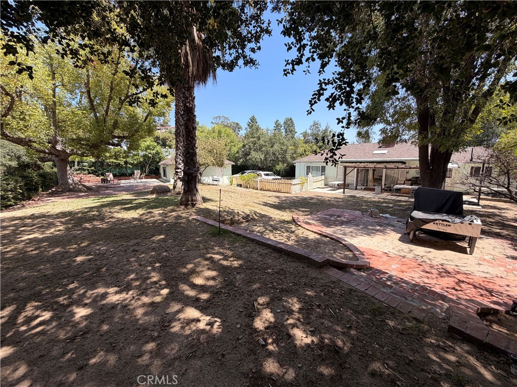 645 Woodbury