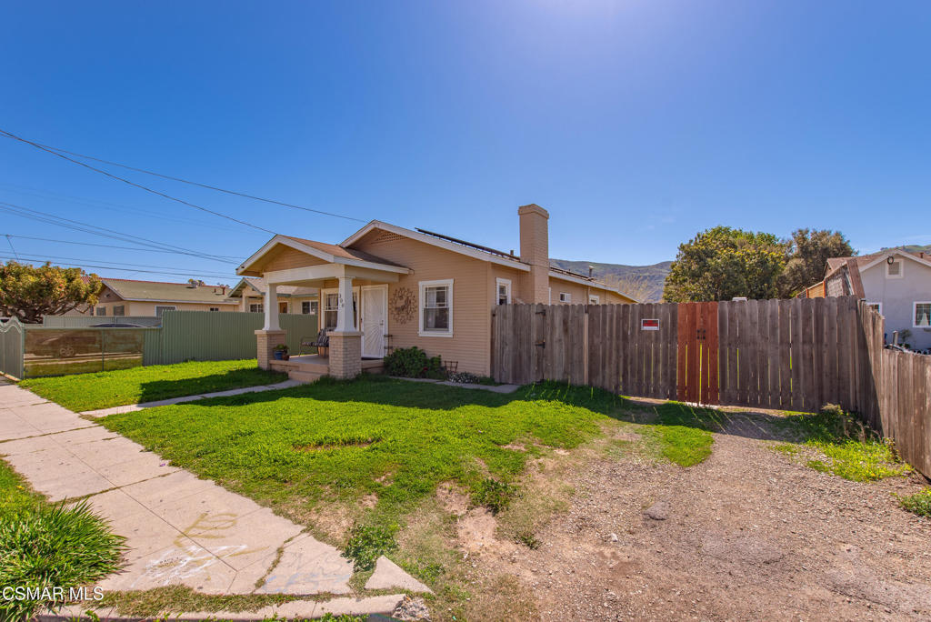 300 E Ventura Street