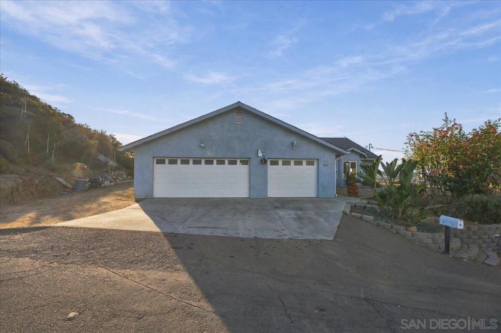 800 Alta Lane