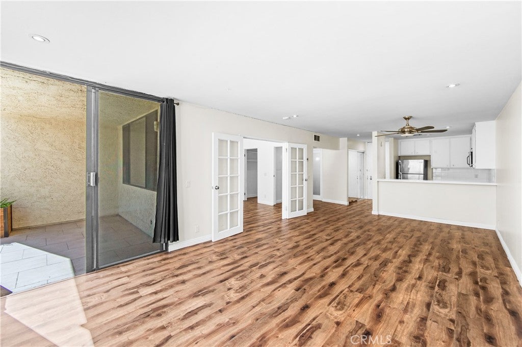 1140 E Ocean Boulevard 124