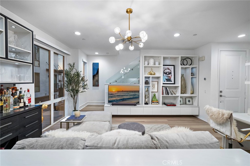 20452 Santa Ana Ave B