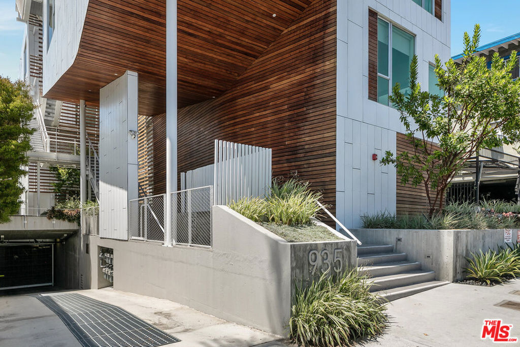 We are pleased to present a stunning award-winning 7-Luxury Unit apartment complex, designed by the locally based architecture firm, Lorcan O'Herlihy Architects, a masterpiece of architectural excellence. Built in 2018, the property is exempt from rent-control. The coveted unit combination includes three split-level 2+2.5 and four 2+2 flat units, each boasting upscale, condo-grade finishes. The rooftop deck is an urban haven, complete with gym equipment, a lounging area, dining space, and a fire pit perfect for soaking in the mesmerizing panoramic views. Notably, an already recorded tentative tract map gives potential buyers an edge in fast-tracking the condo conversion process, paving the way for individual unit sales. This is a golden opportunity for investors to own an emblematic property that radiates unmatched city elegance.