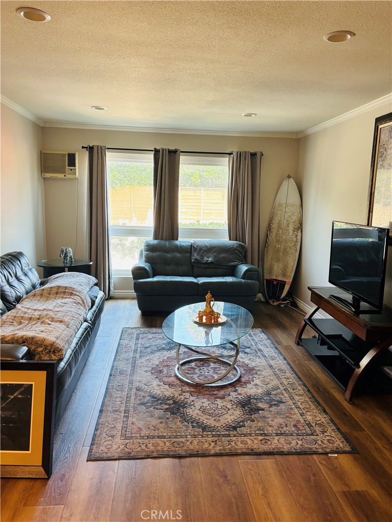 5585 E Pacific Coast Highway 154