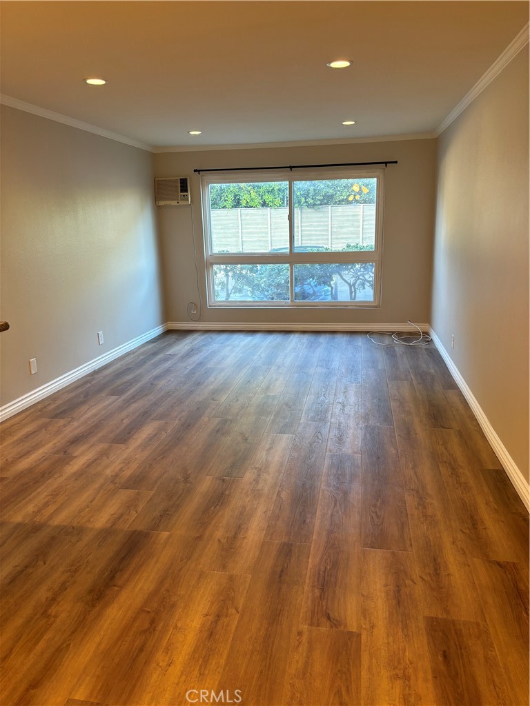 5585 E Pacific Coast Highway 154