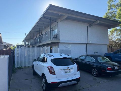 2408 Empress Street Sacramento CA 95815