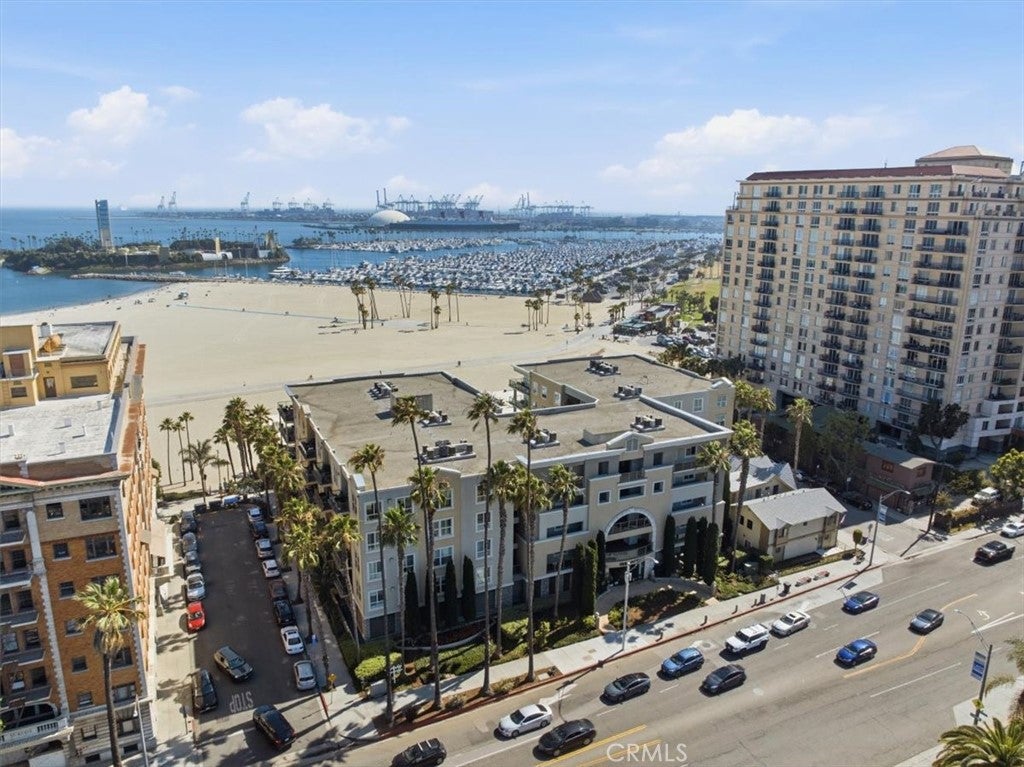 1000 E Ocean BLVD