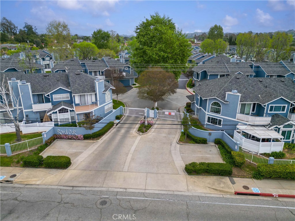 122 N Glendora Avenue