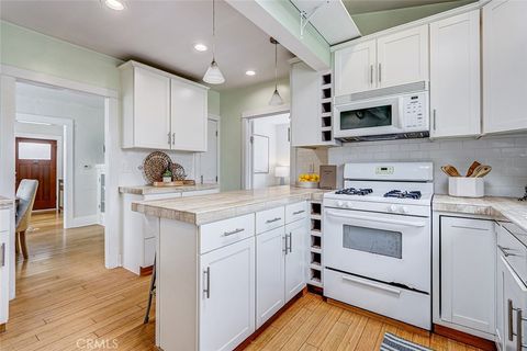 Tiny photo for 221 S Guadalupe Ave, Redondo Beach, CA 90277 (MLS # SB25217533)