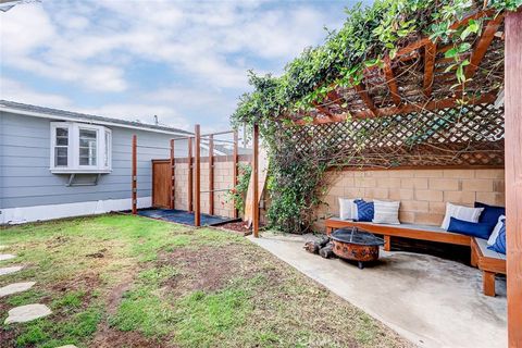 Tiny photo for 221 S Guadalupe Ave, Redondo Beach, CA 90277 (MLS # SB25217533)