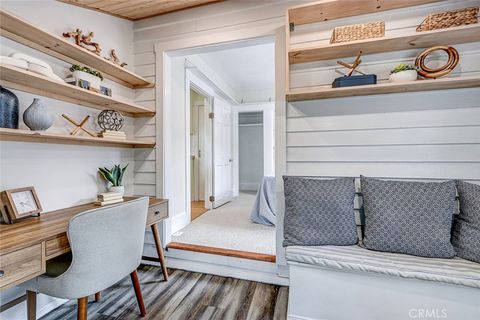 Tiny photo for 221 S Guadalupe Ave, Redondo Beach, CA 90277 (MLS # SB25217533)