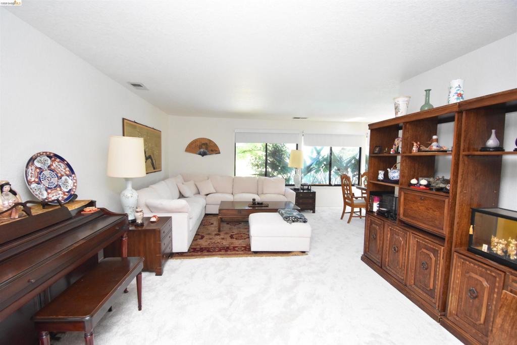 1547 Griffin Pt