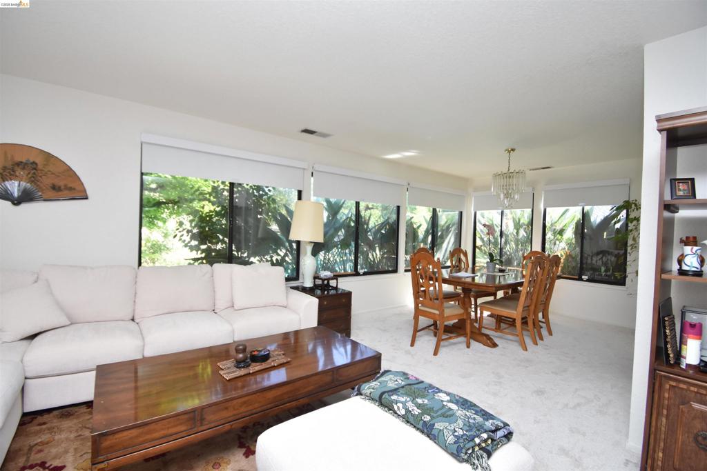 1547 Griffin Pt
