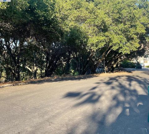 Photo of 25265 Morse Ct Ct, Hayward, CA 94542 (MLS # 41112184) Photo of 25265 Morse Ct Ct, Hayward, CA 94542 (MLS # 41112184)