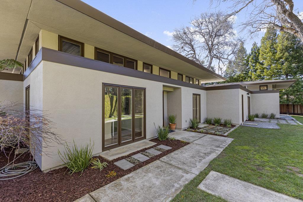 1621 El Sereno Court