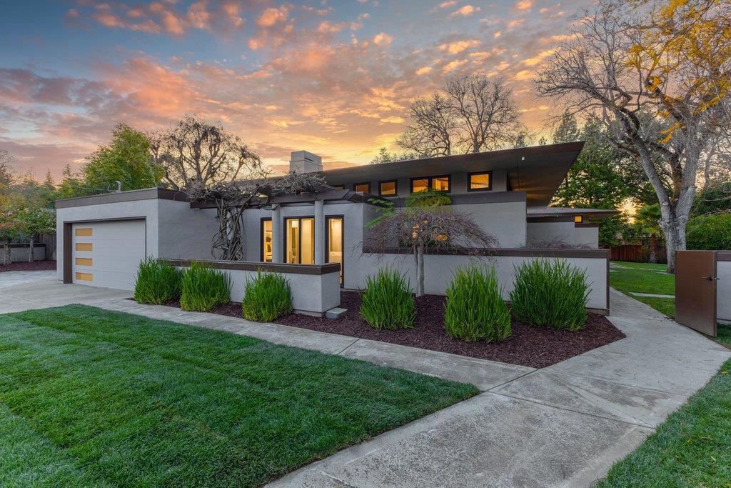 1621 El Sereno Court