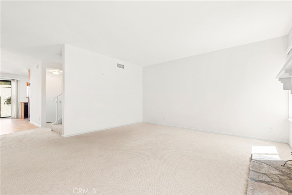27924 Ridgebrook Court