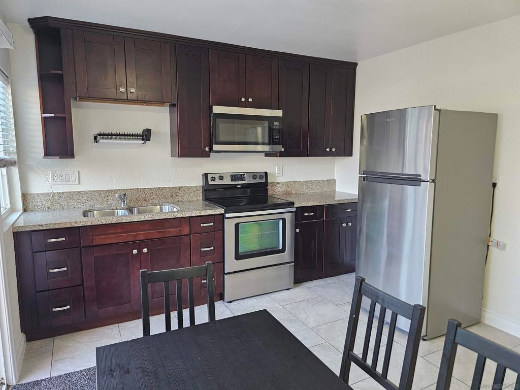 1595 Mendocino Dr. DR