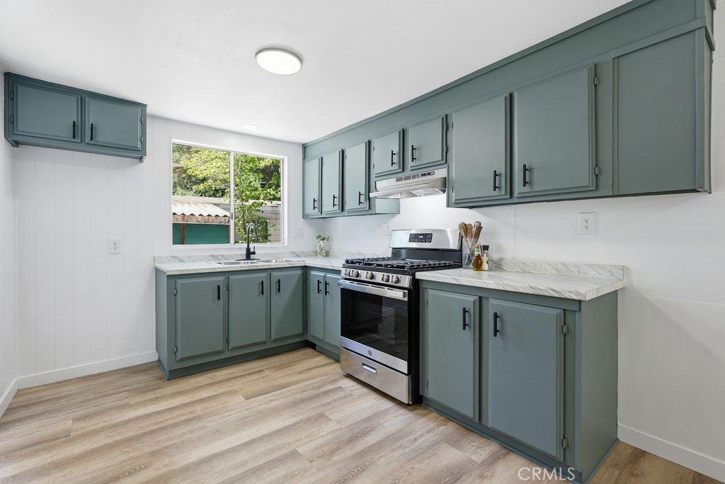 22899 Byron Road 24