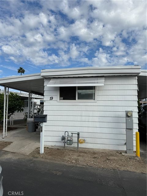 4117 W Mcfadden Santa Ana CA 92704