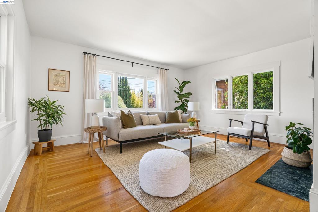 1516 1516 Belvedere Ave