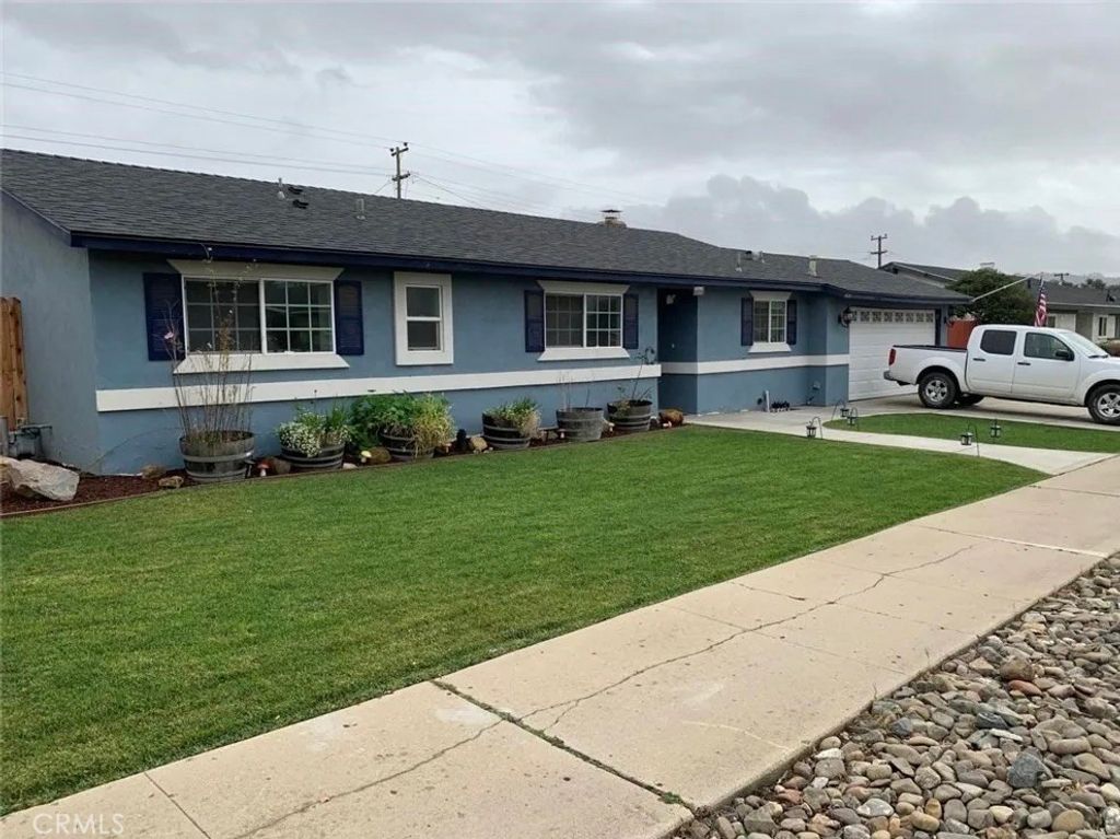 Photo of 4614 S Bradley Road, Santa Maria, CA 93455 (MLS # SR25242357)