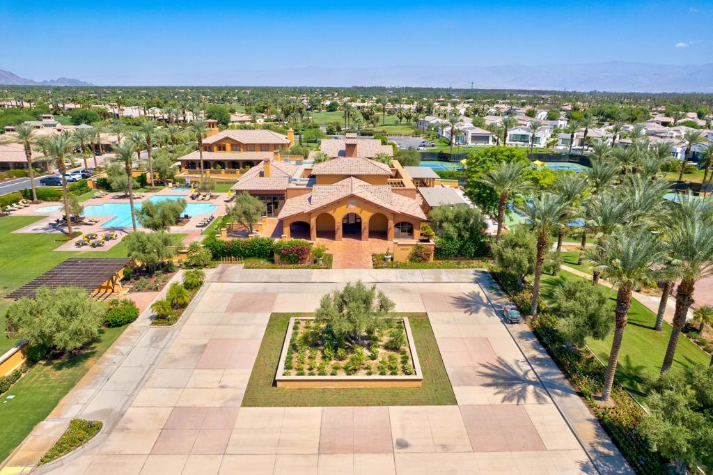Andalusia at CM - Residential