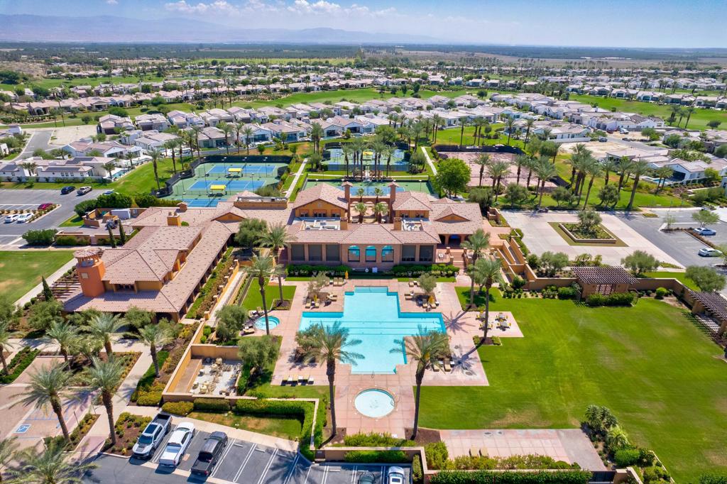 Andalusia at CM - Residential