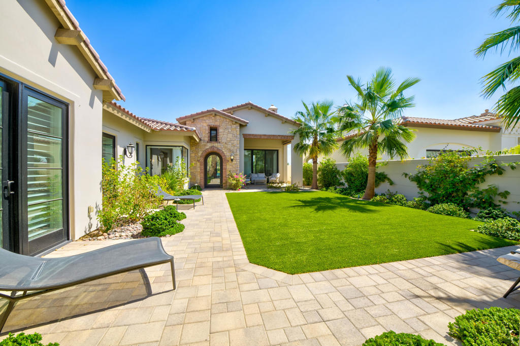 Andalusia at CM - Residential