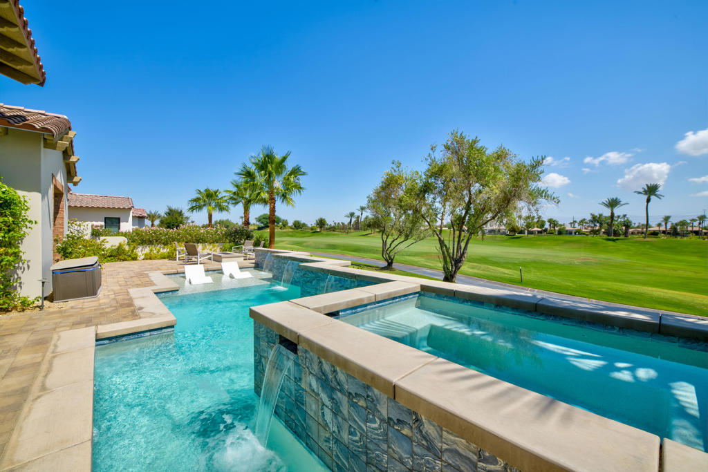 Andalusia at CM - Residential
