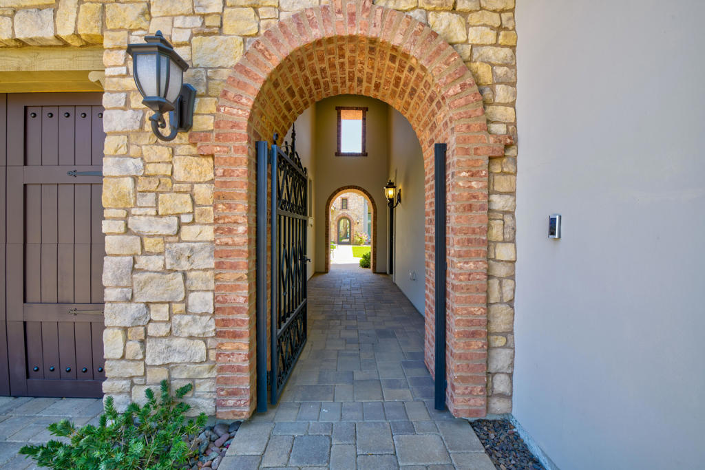 Andalusia at CM - Residential