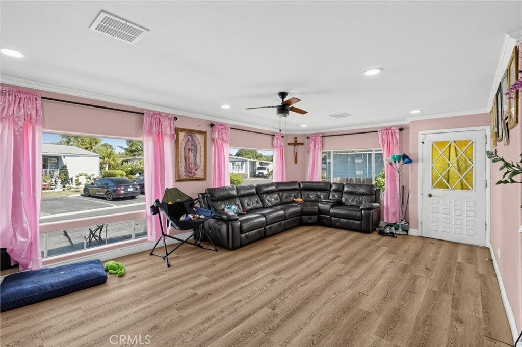 300 N Rampart Street 176